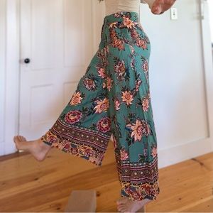 Wide Leg Floral Flowy Boho Chic Farm Rio Anthropologie Trousers Pants